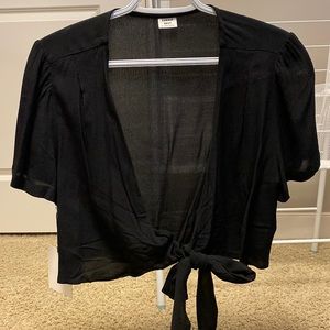 Sunday Best olsen crop top - size L